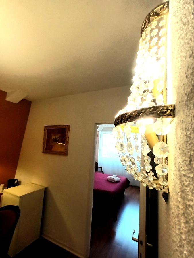Hotel Jeanne D'Arc Лурд Екстер'єр фото