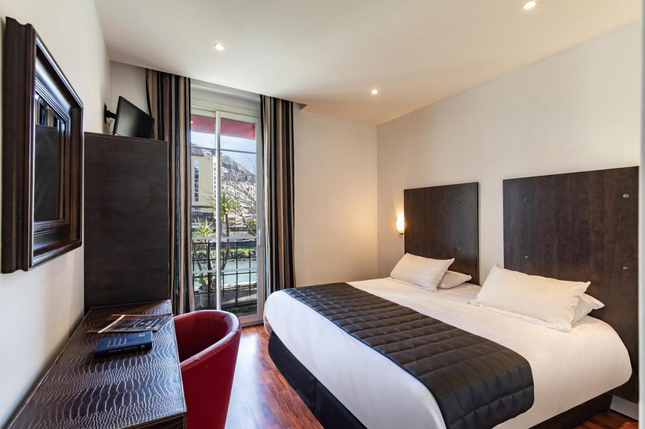 Hotel Jeanne D'Arc Лурд Екстер'єр фото